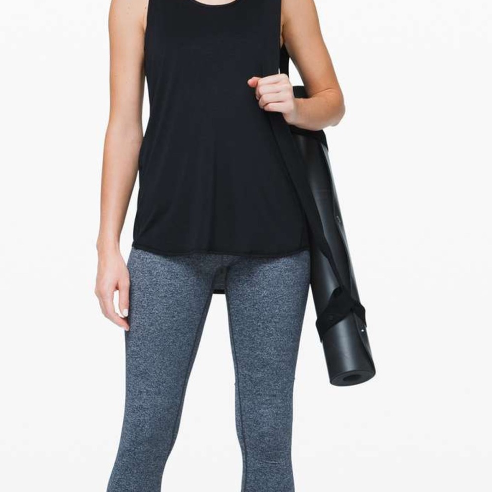 NWT Lululemon Essential Tank Pleated Sz 6
